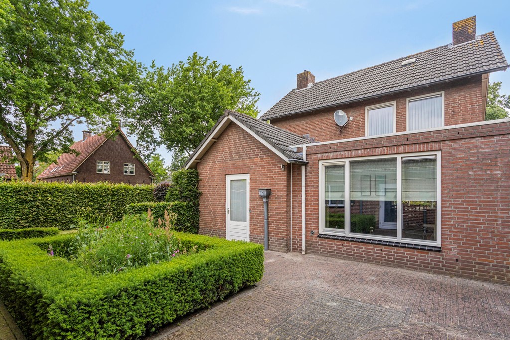 Oude dijk 37, Eline Makelaardij, foto 37.jpg